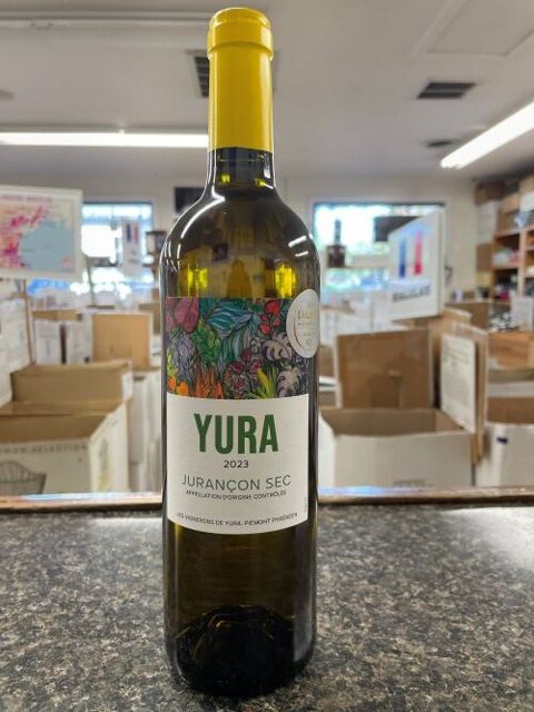 2023 Vignerons de Yura Jurancon Sec (Decanter 97 points)