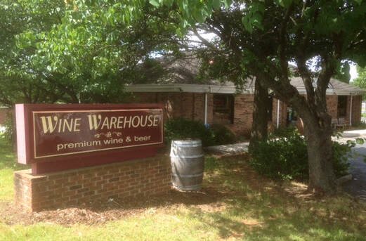 Wine Warehouse sign on Hydraulic Road
